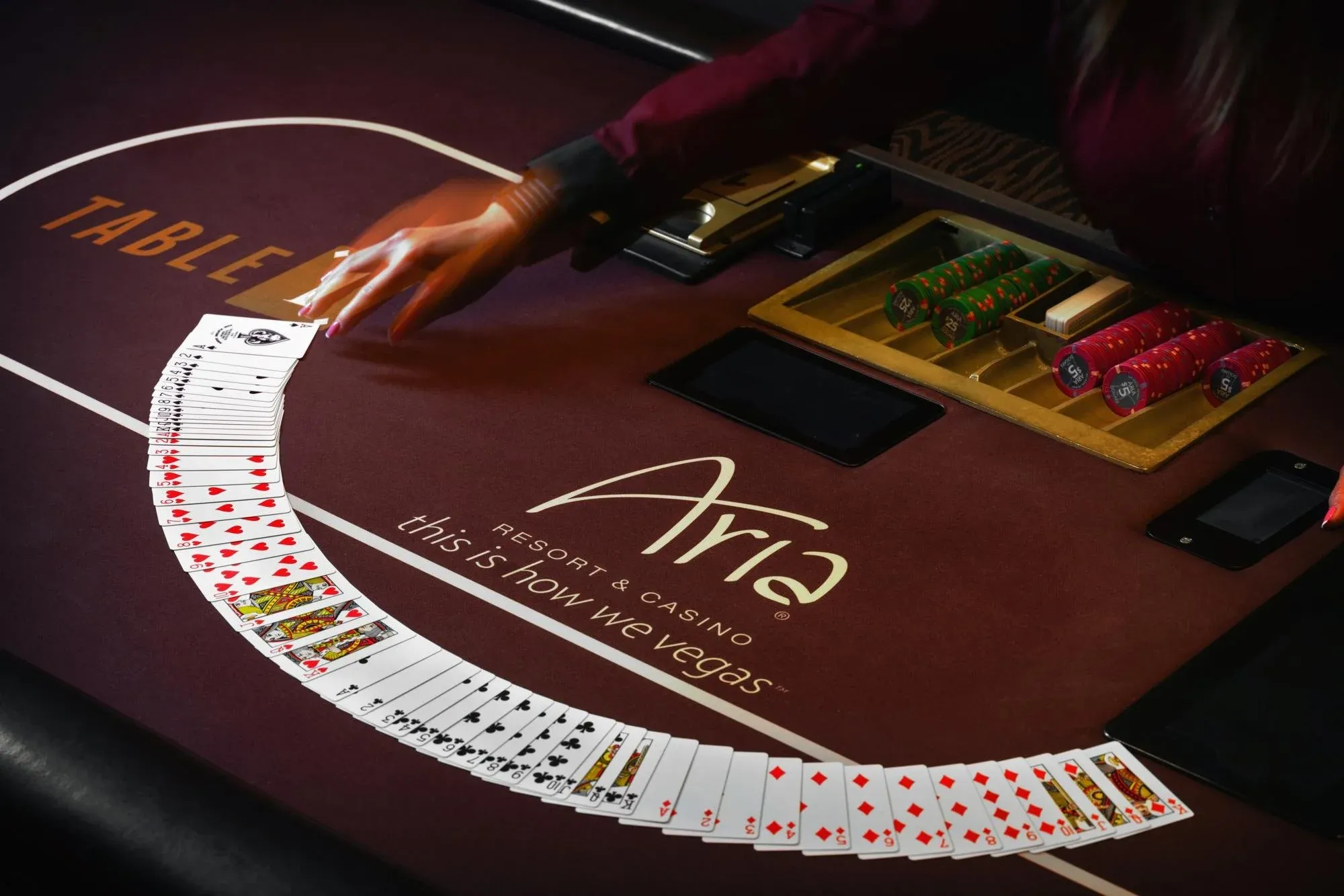 Live casino stol i djelitelj
